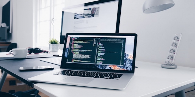 Söğütlü Web Tasarım hizmetleri ile otel, emlak ve işletmeler için SEO uyumlu, mobil uyumlu ve profesyonel web siteleri tasarlıyoruz.